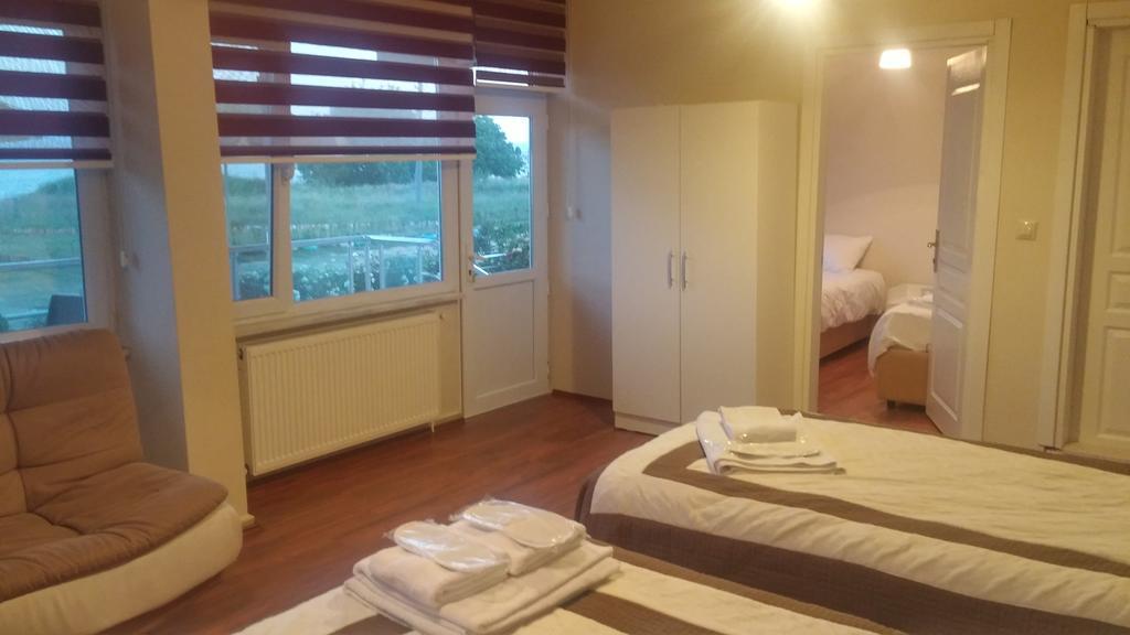 Flora Hotel Burhanli 외부 사진