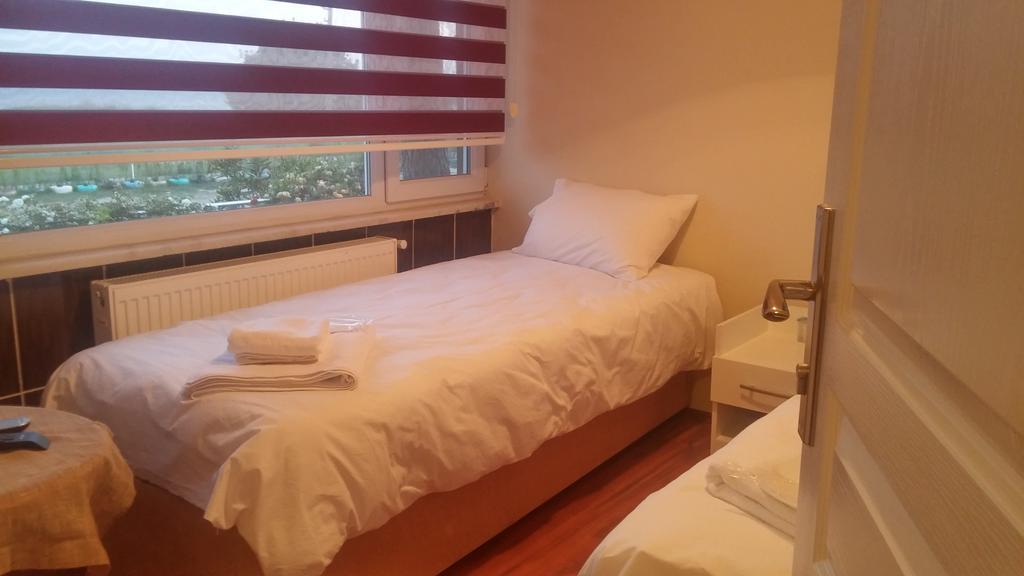 Flora Hotel Burhanli 외부 사진