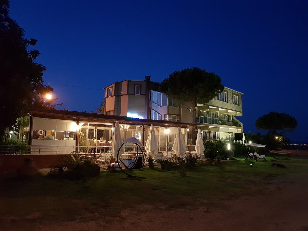Flora Hotel Burhanli 외부 사진