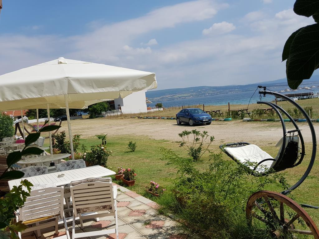 Flora Hotel Burhanli 외부 사진