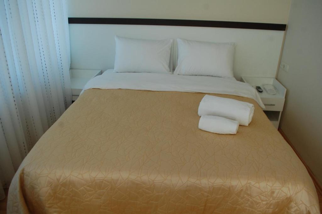 Flora Hotel Burhanli 객실 사진
