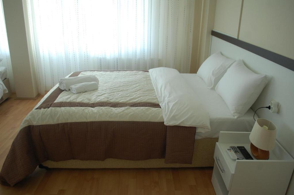 Flora Hotel Burhanli 외부 사진